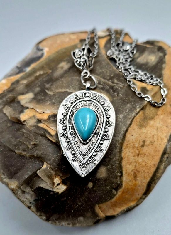 Western turquoise cowgirl pendant necklace