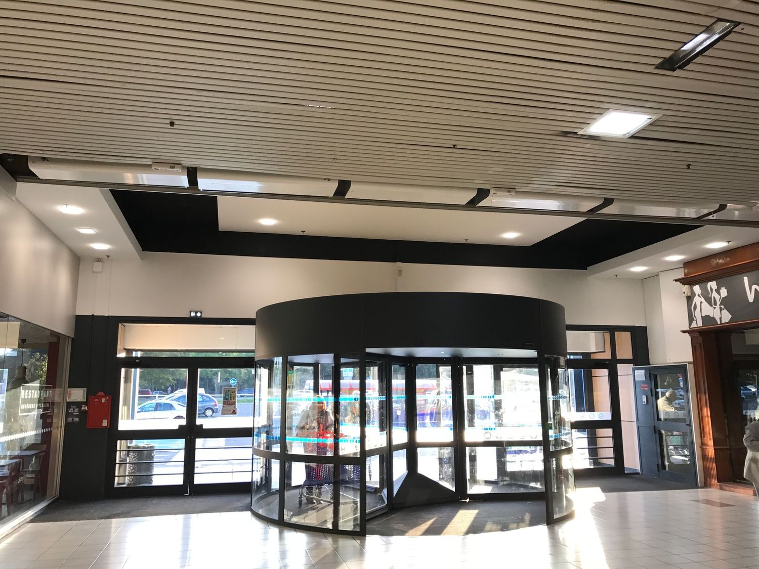 Centre commercial Côte de Nacre (Caen)