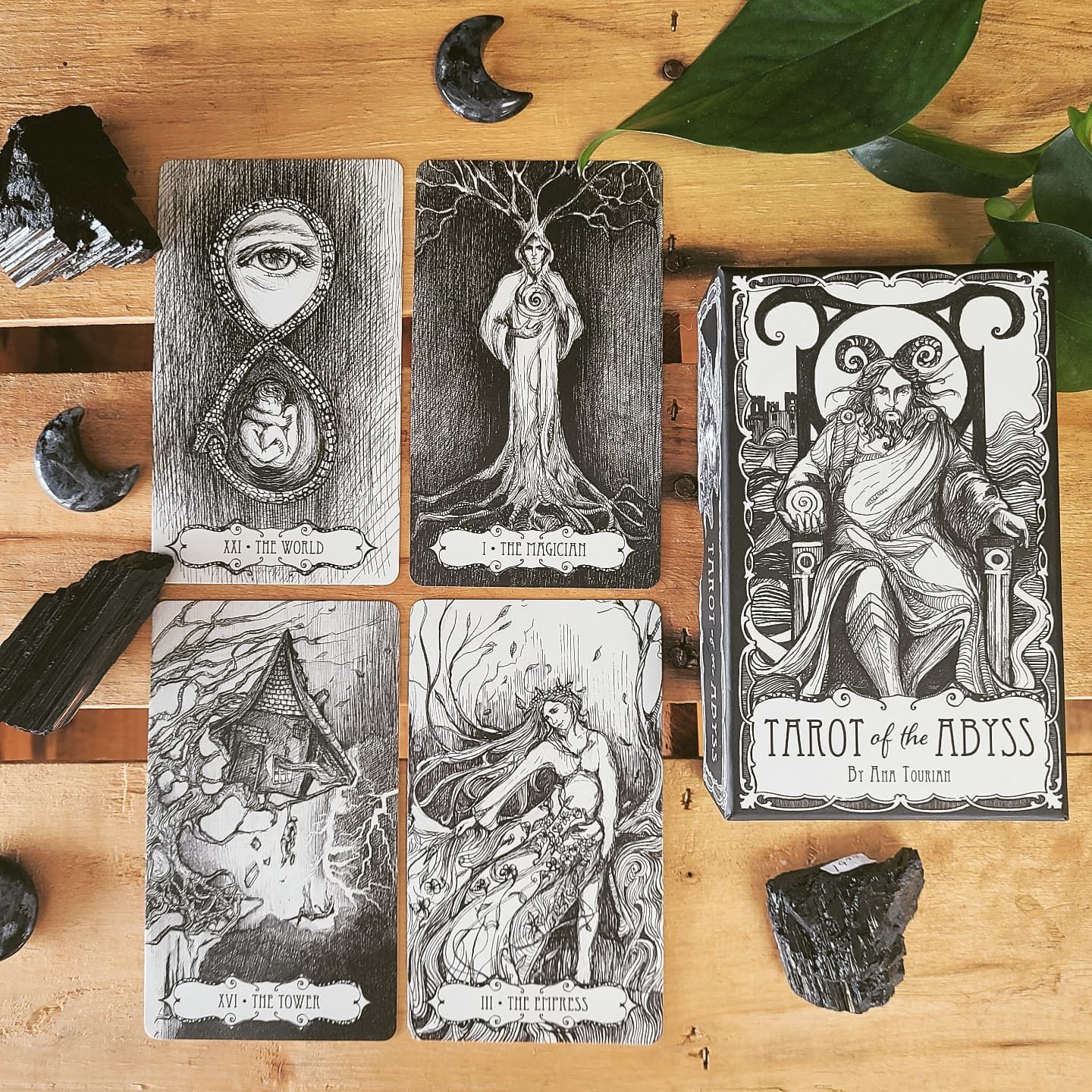 Tarot of the Abyss TOURIAN A.