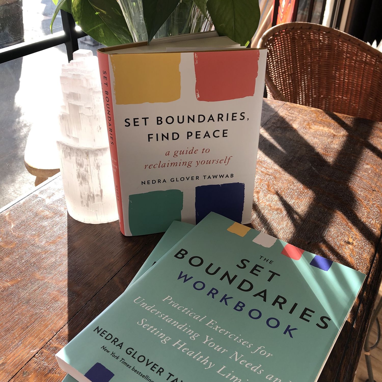 Set Boundaries, Find Peace GLOVER TAWWAB N.