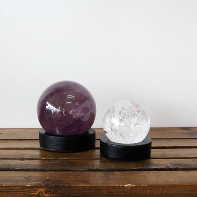Black Wooden Sphere Holder