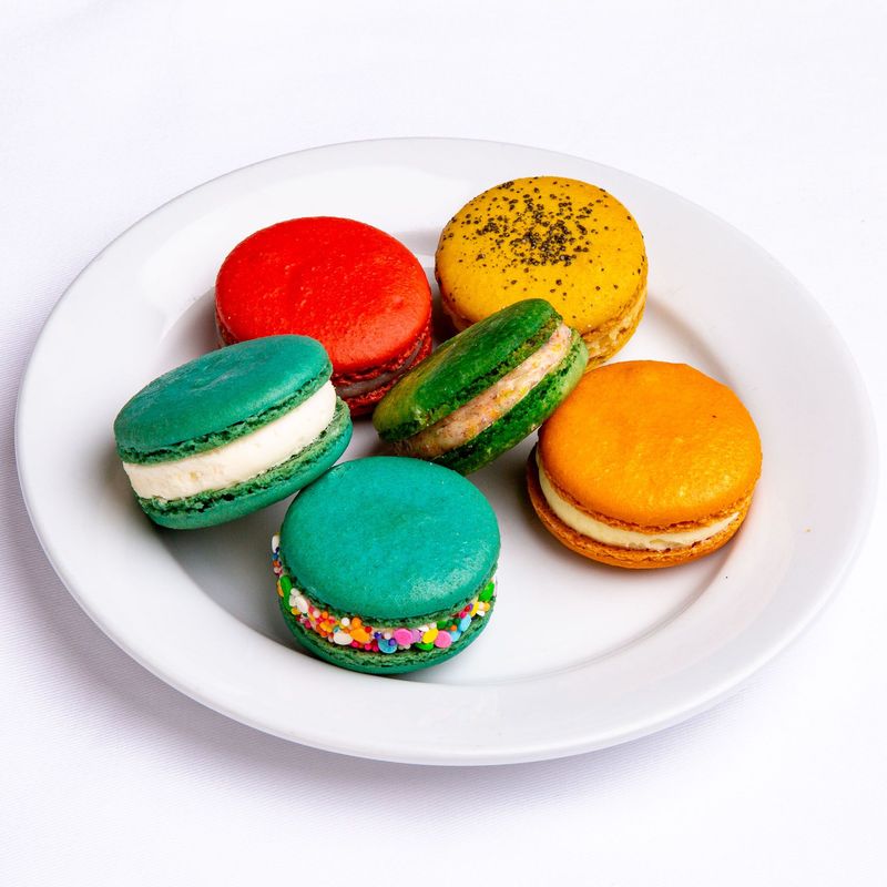 French Macrons