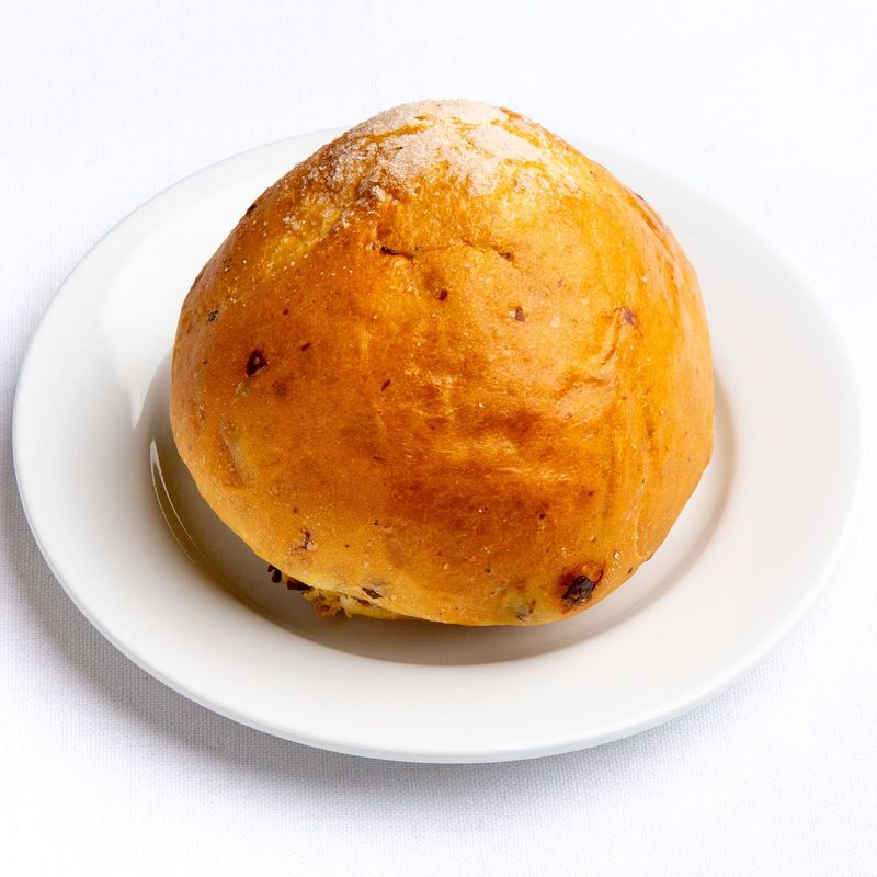 Raisin Bread Roll