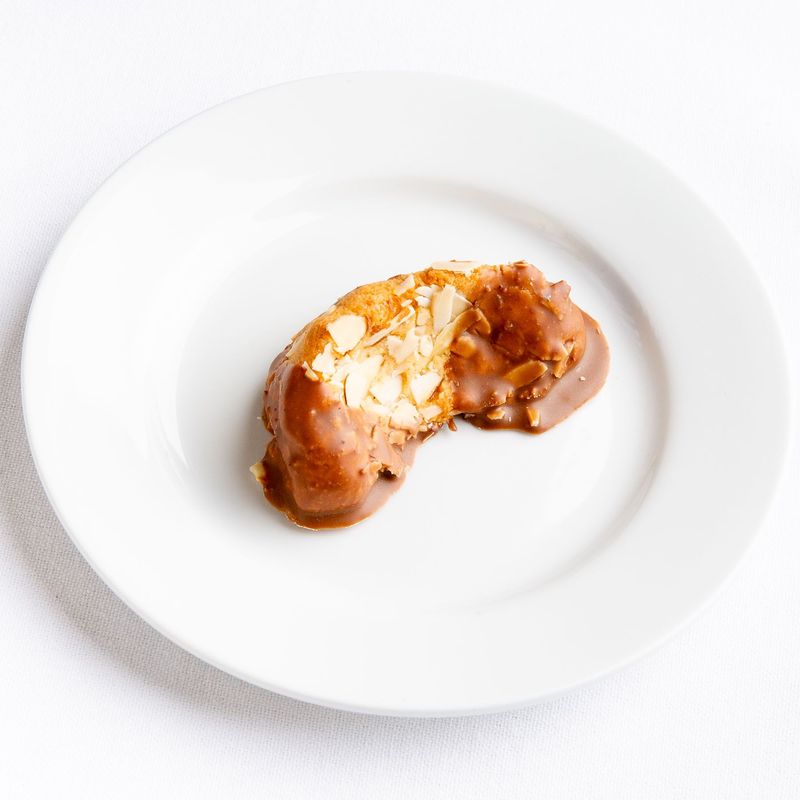 Almond Horn