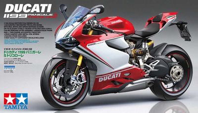 Tamiya 1/12 Ducati 1199 Panigale S Tricolore 14132