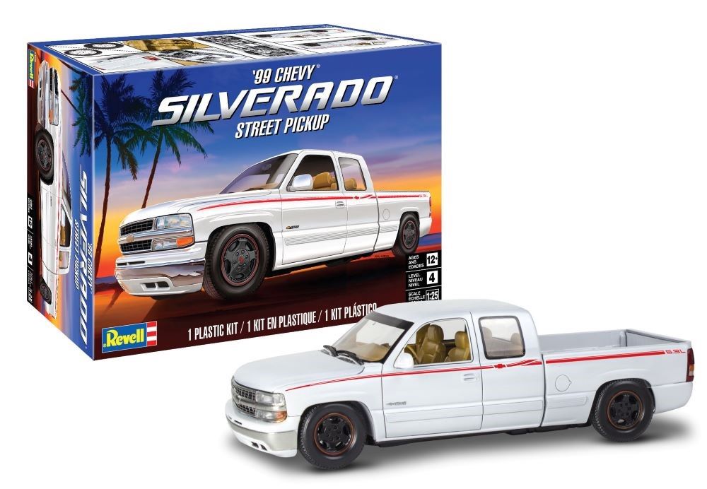 Revell 1/25 1999 Chevy Silverado Street Pickup Truck 14538