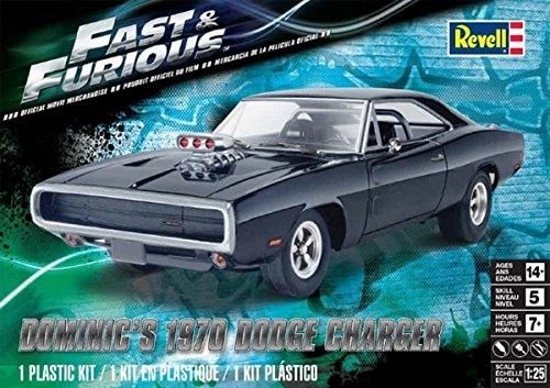 Revell 1/25 Fast &amp; Furious Dom&#39;s 1970 Dodge Charger 85-4319