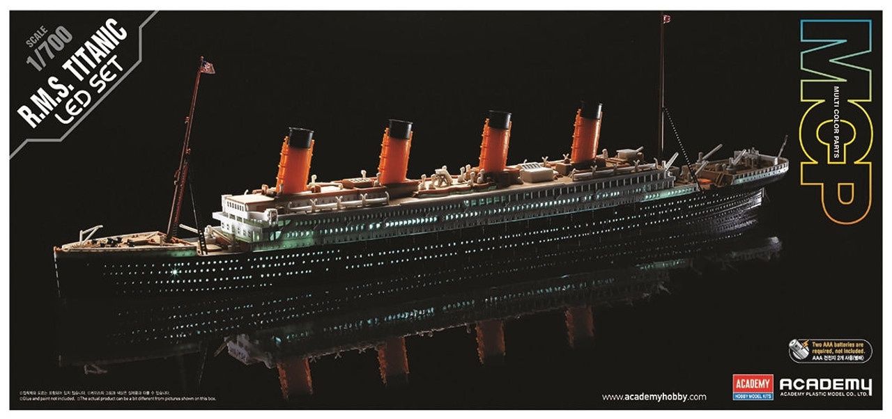 Academy 1/700 RMS Titanic with LED Lights (MCP) ACY14220