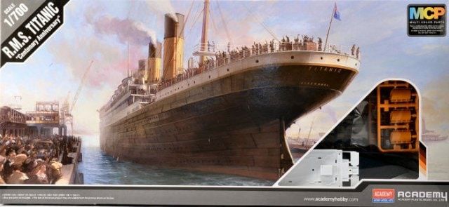 Academy 1/700 R.M.S. Titanic Centenary Anniversary (MCP) ACY14214