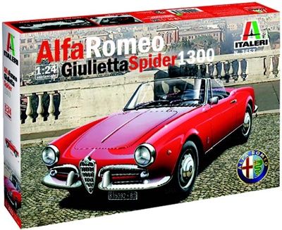 Italeri 1/24 Alfa Romeo Giulietta Spider 1300 Series 3 - 1961 3653