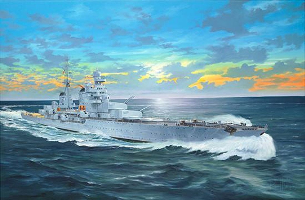 Trumpeter 1/350 Italian Heavy Cruiser Pola 05381