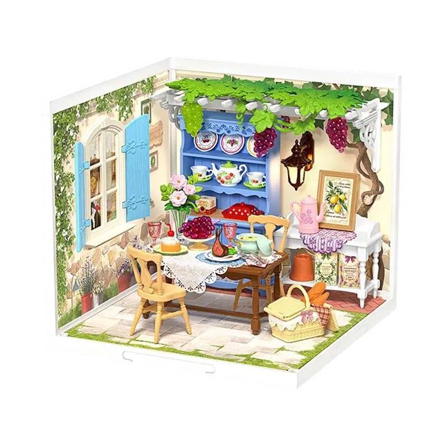 Rolife Super Creator Midsummer Dream Yard DW025