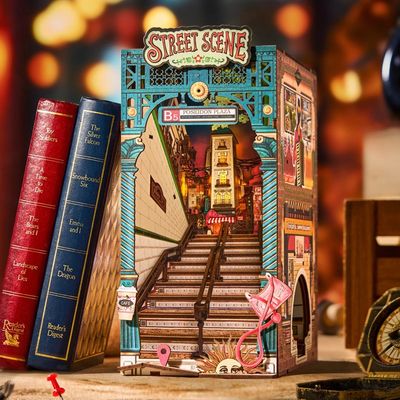 Rolife Book Nook Street Scene TGB13