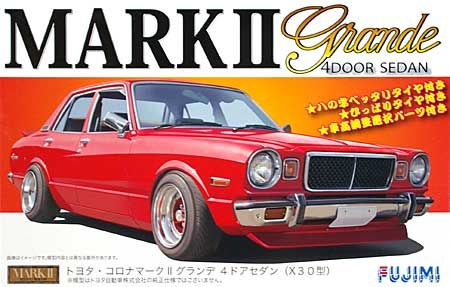 Fujimi 1/24 Toyota Corona Mark II Grande 4Door Sedan (X30) 038735