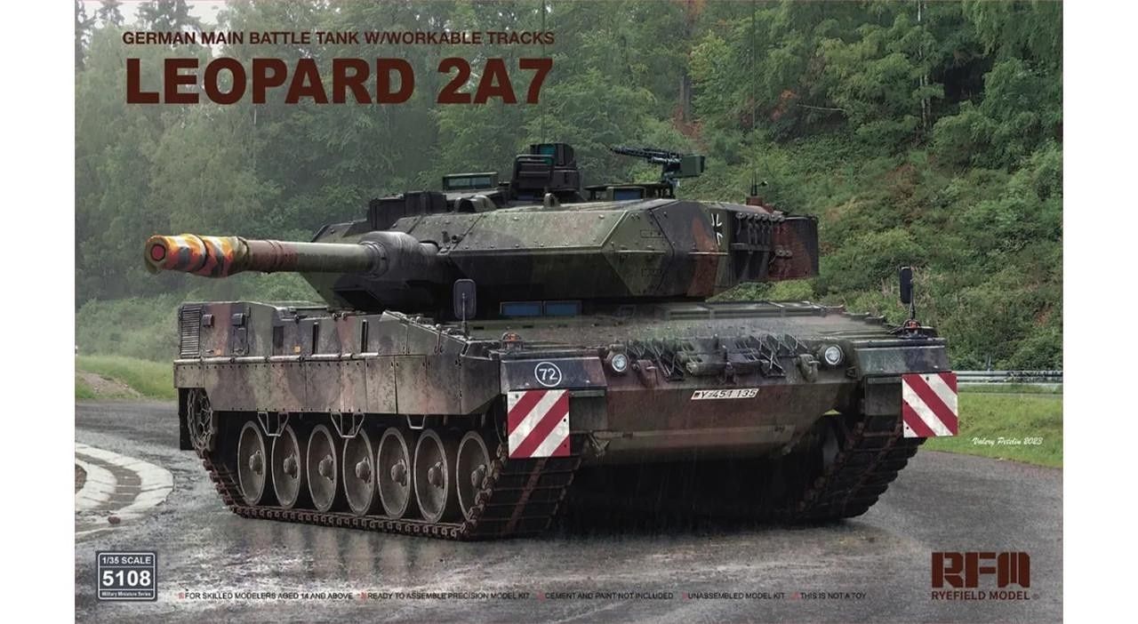 Rye Field 1/35 Leopard 2A7 German Main Battle Tank w/Workable Tracks 5108