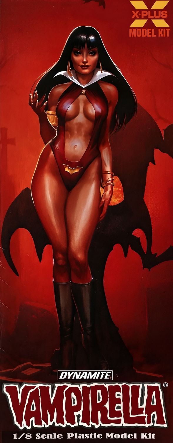 X-Plus 1/8 Vampirella with Bat Shadows 200303