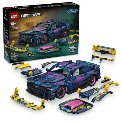 LEGO Technic Custom Garage Ford Mustang GT 42236