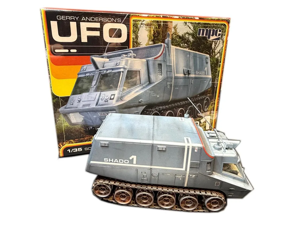 MPC 1/35 UFO SHADO Mobile 1 1013