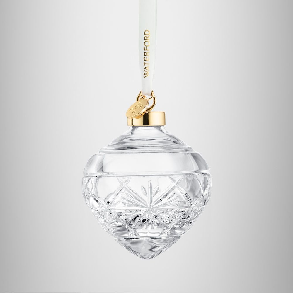 Winter Wonders Bauble Snowflakes Clear Year 5