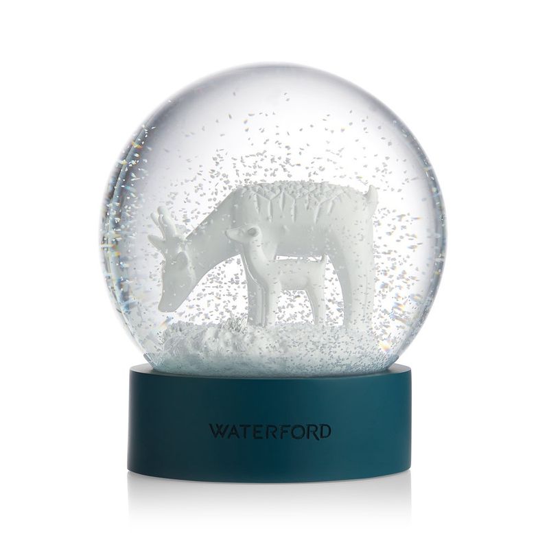 Reindeer Family Snow Globe