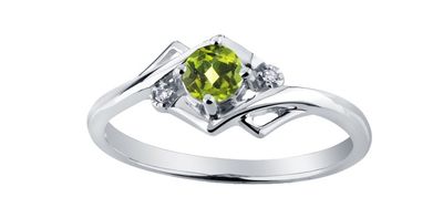 Corona Peridot 10KW Gemstone Ring DX583