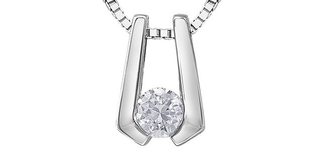 I Am Canadian 10KW .15TW Diamond Necklace PP1134