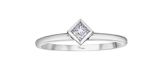 I Am Canadian 10KW .15TW Diamond Engagement Ring R10171