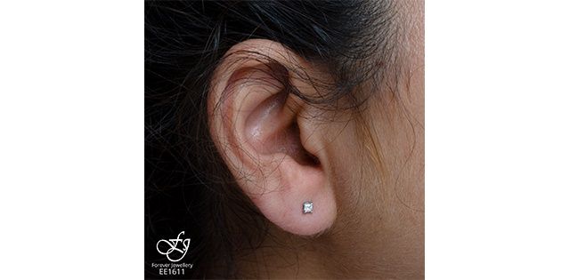 Maple Leaf Forever 10KW .12TW Diamond Earrings EE1611