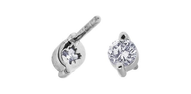 Maple Leaf Forever Diamond Earrings 10KW .15TW 50017