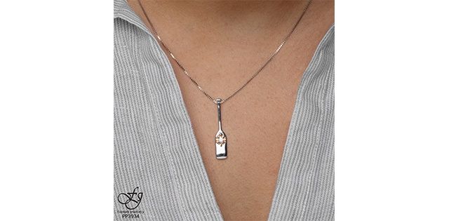Maple Leaf Forever 10KR &amp; Sterling Silver .08TW Diamond Paddle Necklace PP3934