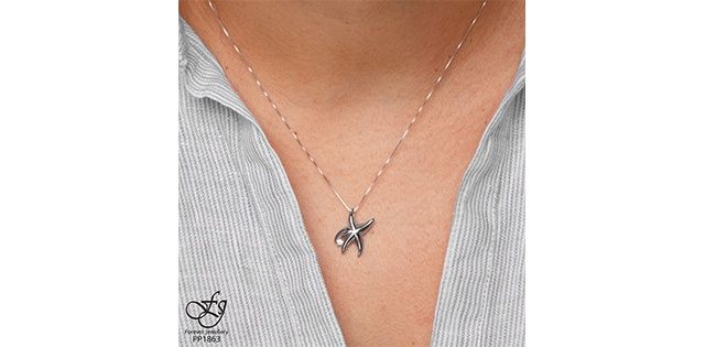Maple Leaf Forever 10KW .03TW Diamond Starfish Necklace PP1863