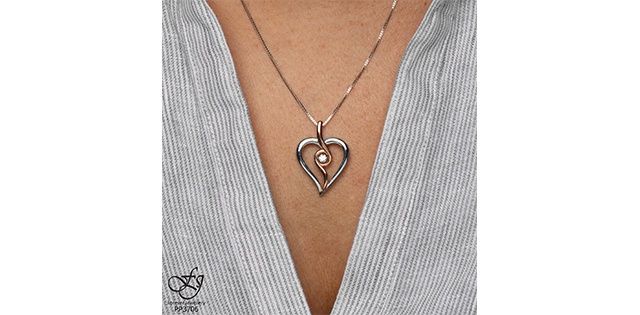 Maple Leaf Forever 10KR &amp; Sterling Silver .10TW Diamond Necklace PP3706