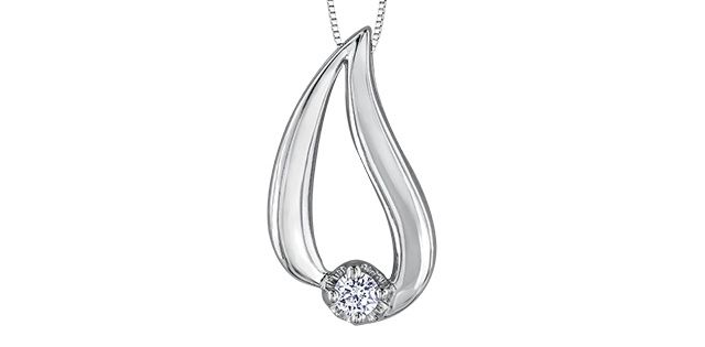 Maple Leaf Forever Diamond Necklace 10KW .04TW 50035