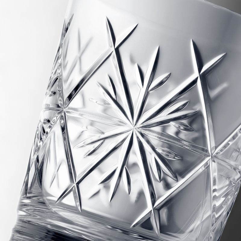Winter Wonders Double Old Fashioned Snowflakes Clear set of 2 Waterford