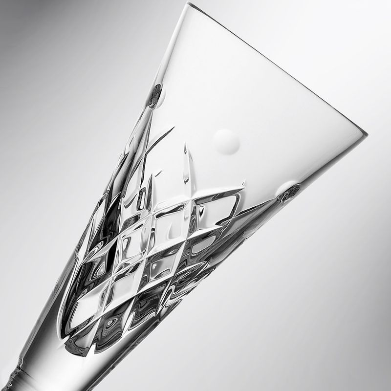 Winter Wonders Flutes Holly Clear set of 2 Waterford