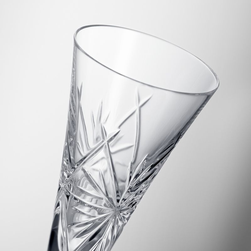 Winter Wonders Flutes Snowflakes Clear set of 2 Waterford