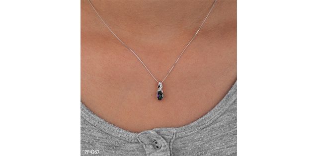 Corona Mystic Topaz 10KWR Gemstone Necklace