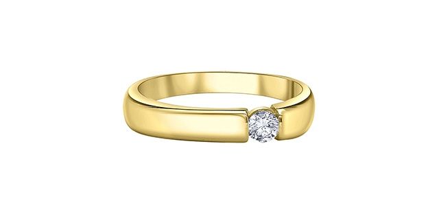 I Am Canadian 10KY .15TW Diamond Ring RL54247