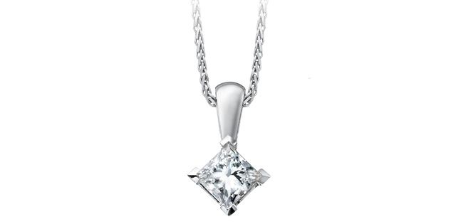 Maple Leaf Forever Diamond Necklace 10KW .12TW 50022
