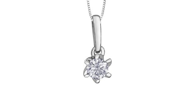 Maple Leaf Forever Diamond Necklace 10KW .15TW 50020