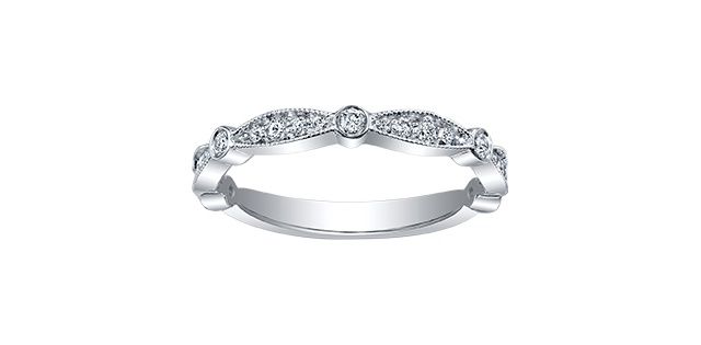 Maple Leaf 10KW .25TW Wedding Band R3570