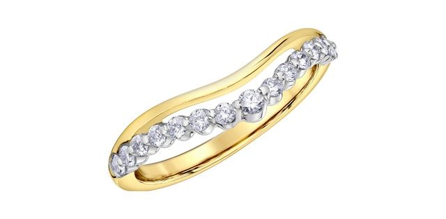 I Am Canadian 14KYW .30TW Diamond Band R50M61