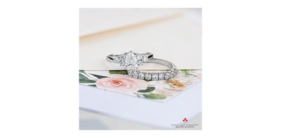 Maple Leaf 18KPD .50TW Diamond Band R50D91