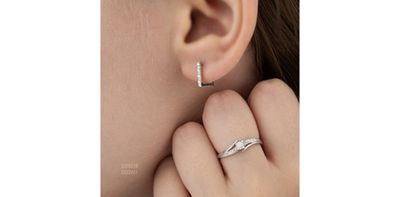 Corona Diamond 10KW .10TW Engagement Ring RCH503