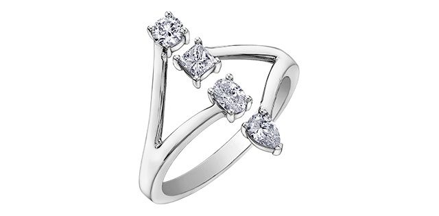 Corona Diamond 14KW .50TW Ring R52E66