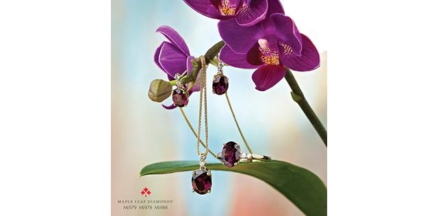 Maple Leaf 10KY .06TW Rhodolite Garnet &amp; Diamond Necklace PP4659