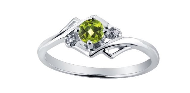 Corona Peridot 10KW Gemstone Ring R51Z39