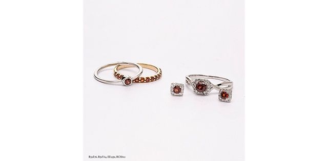 Corona Garnet 10KW Gemstone Earrings EE2351