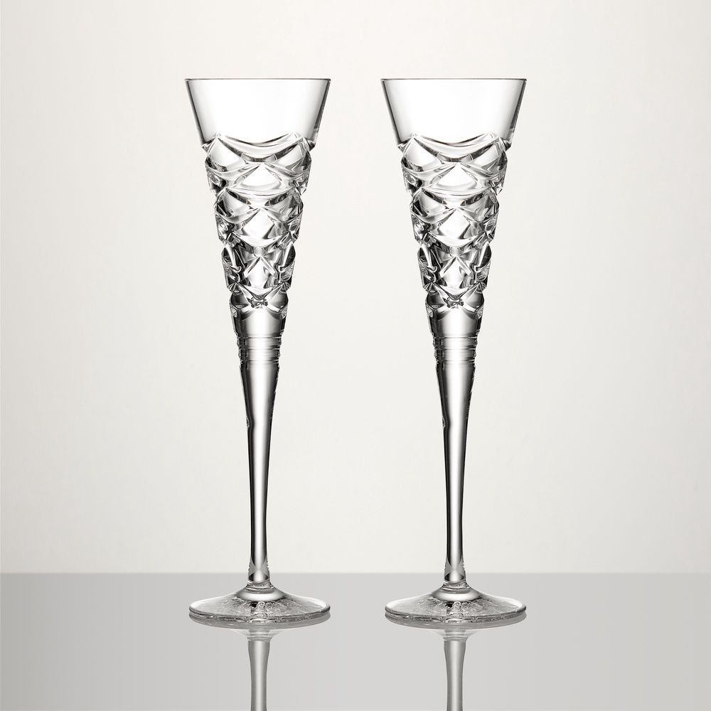 Winter Wonders Flutes Pinecone Clear set of 2 Waterford
