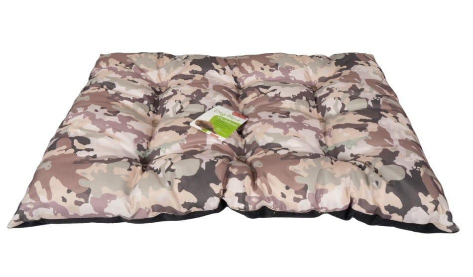 Outdoor Camo Dog Mat - Water Resistant 105x70cm